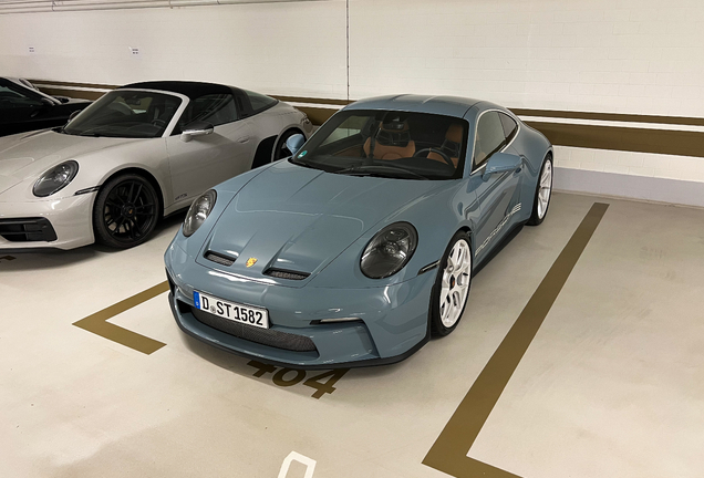 Porsche 992 S/T