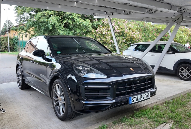 Porsche 9YA Cayenne GTS MkI