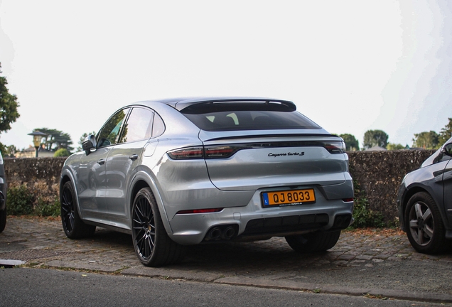Porsche Cayenne Coupé Turbo S E-Hybrid