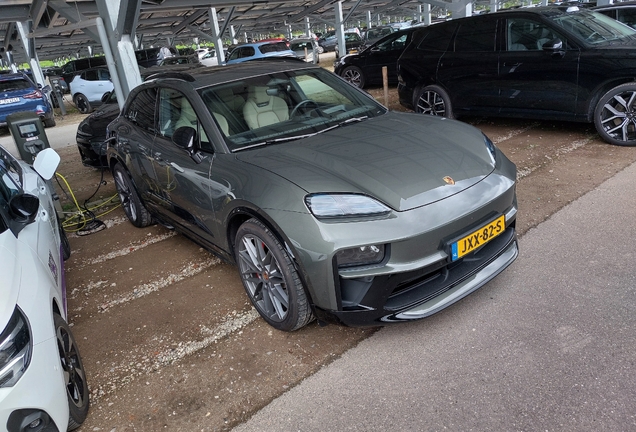 Porsche Macan EV GTS