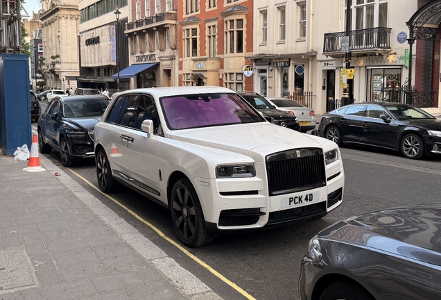 Rolls-Royce Cullinan Black Badge