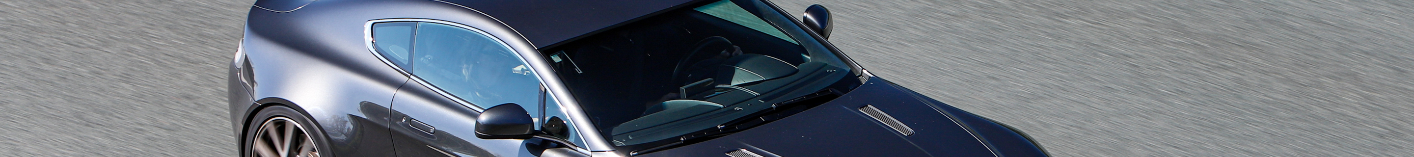 Aston Martin V8 Vantage S