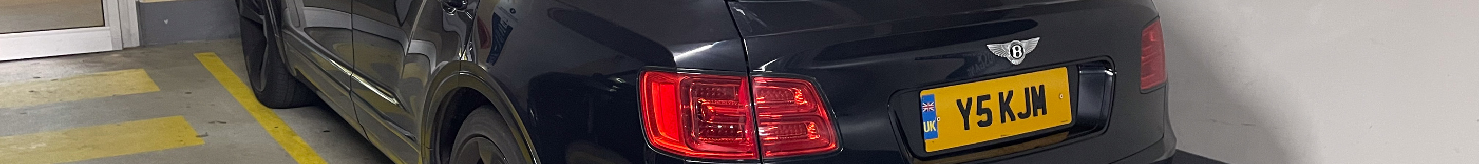 Bentley Bentayga V8