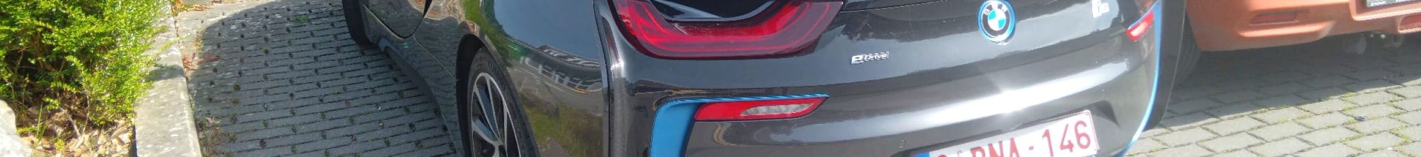 BMW i8