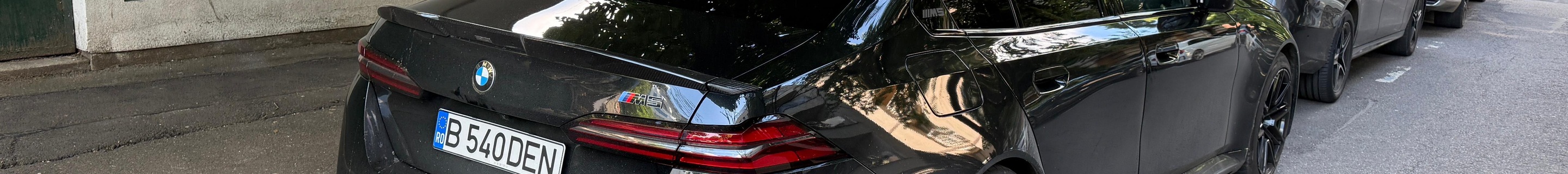 BMW M5 G90