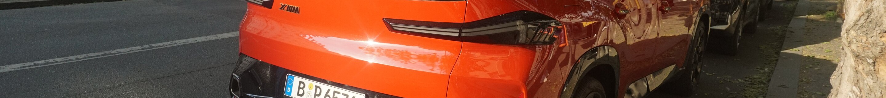 BMW XM G09