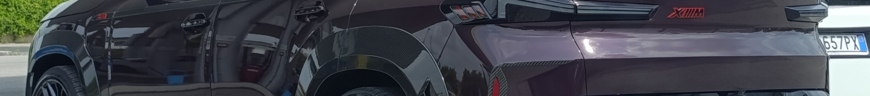 BMW XM G09 Label Red Renegade Design