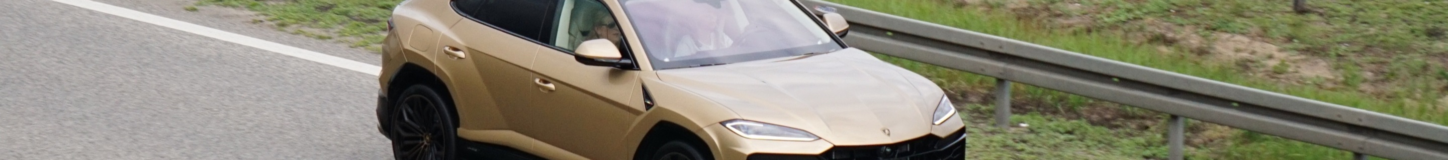 Lamborghini Urus SE