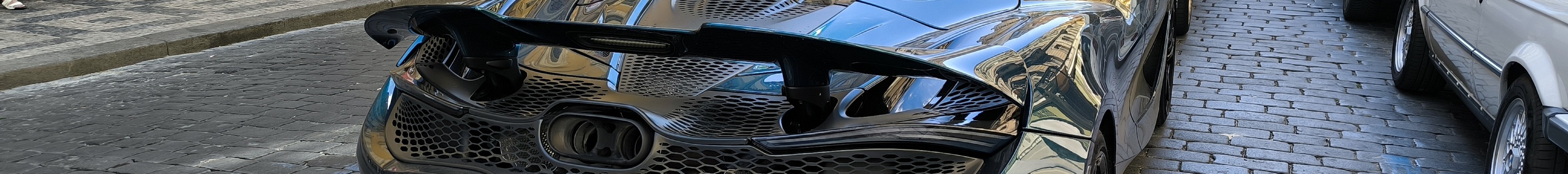 McLaren 750S Spider