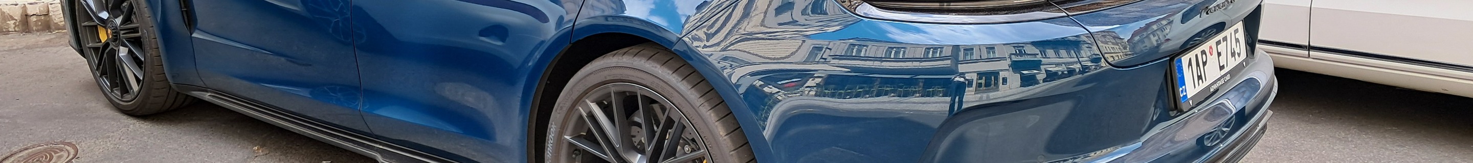 Porsche 972 Panamera GTS MkI
