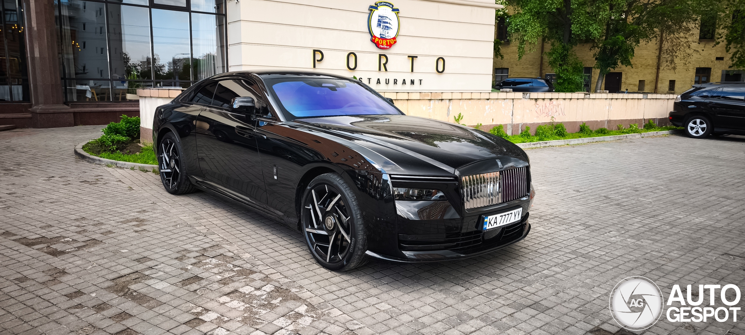 Rolls-Royce Spectre Black Badge