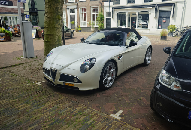 Alfa Romeo 8C Spider