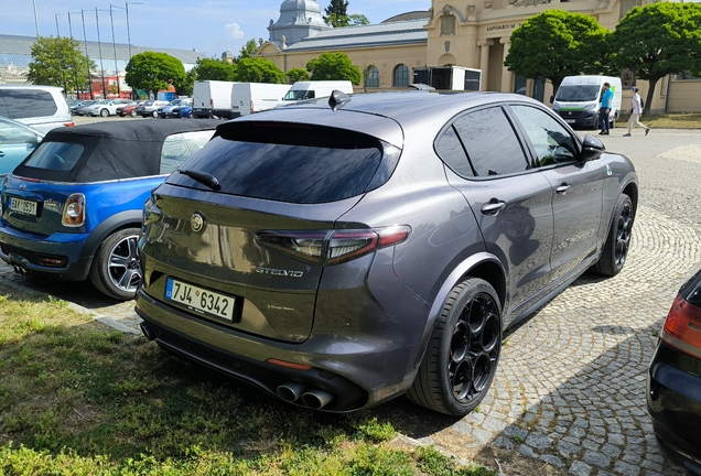 Alfa Romeo Stelvio Quadrifoglio 2020