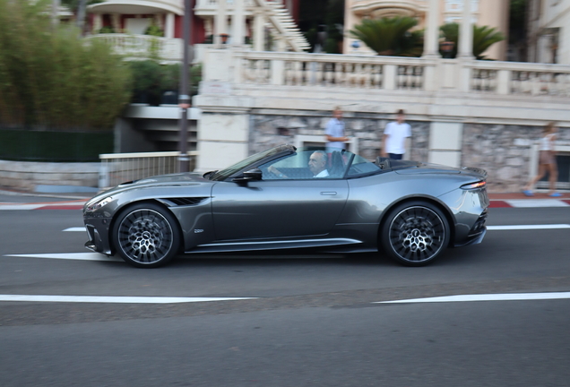 Aston Martin DBS 770 Ultimate Volante
