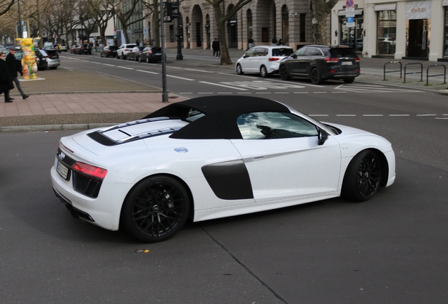 Audi R8 V10 Spyder 2016