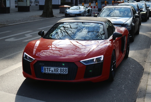 Audi R8 V10 Spyder 2016
