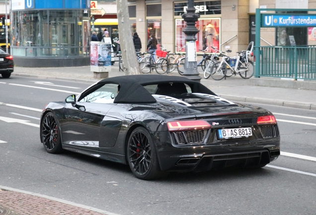 Audi R8 V10 Spyder 2016