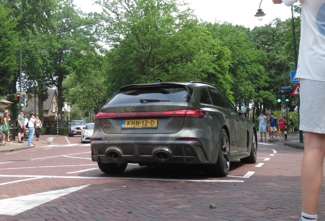 Audi RS5 Avant B10