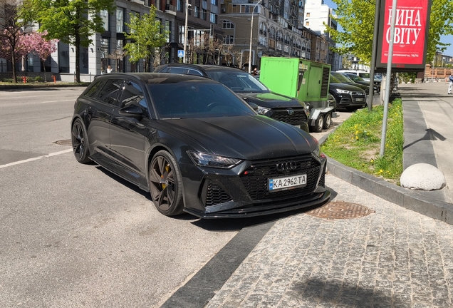 Audi RS6 Avant C8