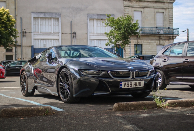 BMW i8 Roadster