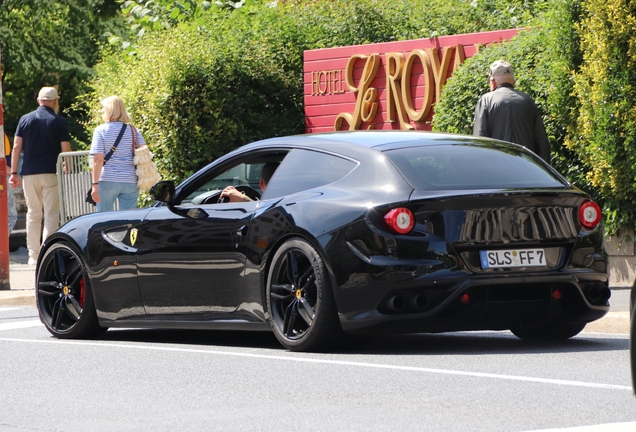 Ferrari FF