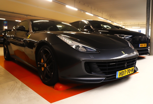Ferrari GTC4Lusso