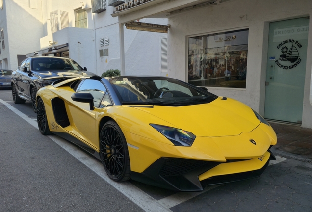 Lamborghini Aventador LP750-4 SuperVeloce Roadster