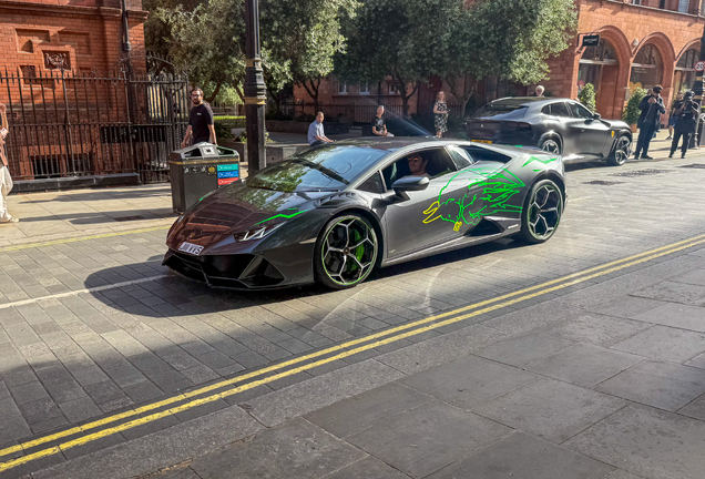 Lamborghini Huracán LP640-4 EVO