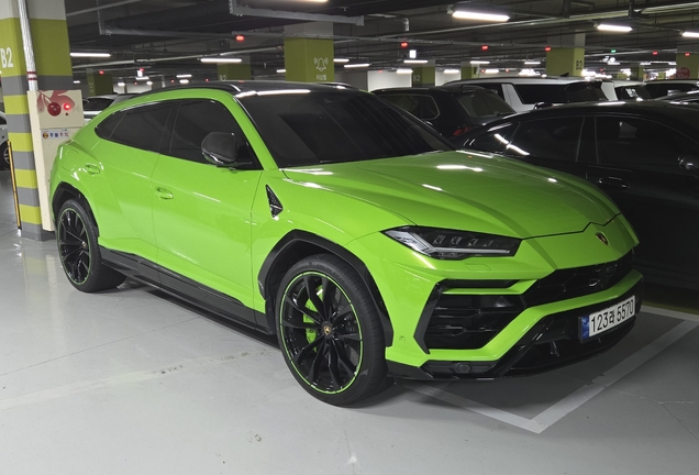 Lamborghini Urus