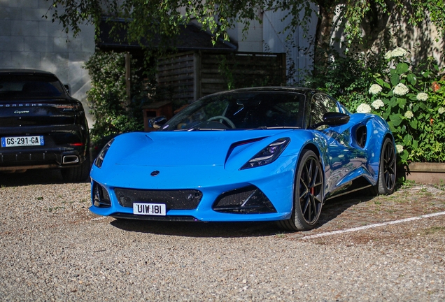 Lotus Emira