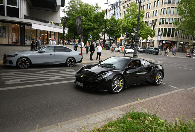 Lotus Emira