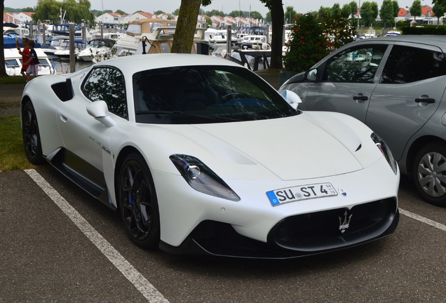 Maserati MC20