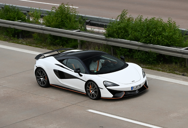 McLaren 570S