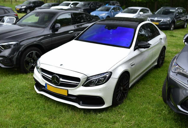 Mercedes-AMG C 63 S W205