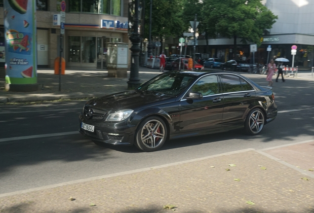 Mercedes-Benz C 63 AMG W204 2012