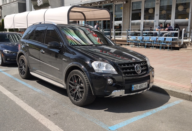 Mercedes-Benz ML 63 AMG W164 2009