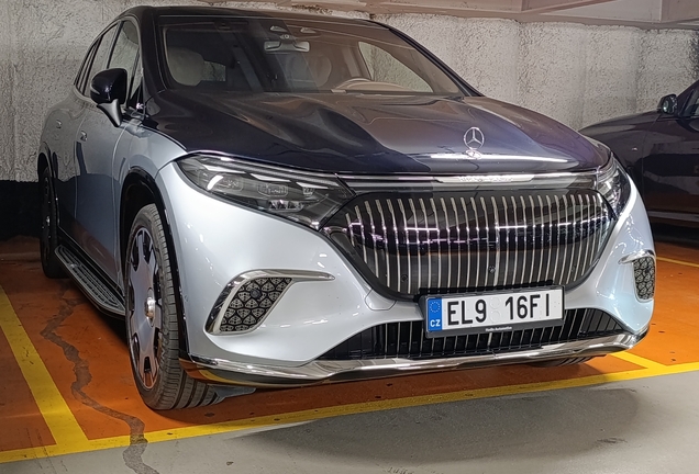 Mercedes-Maybach EQS 680 SUV