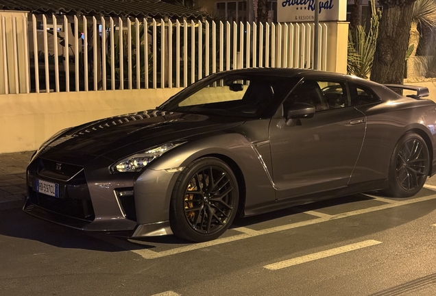 Nissan GT-R 2017