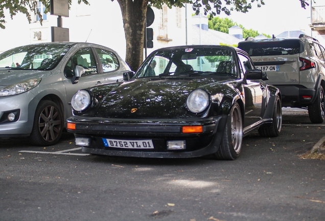 Porsche 930 Turbo