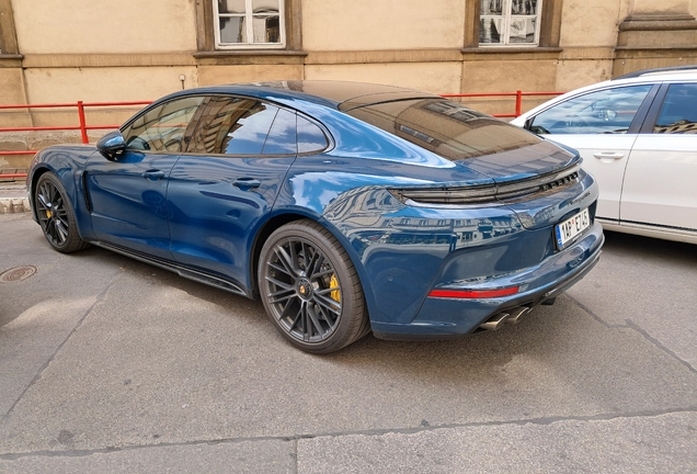 Porsche 972 Panamera GTS MkI