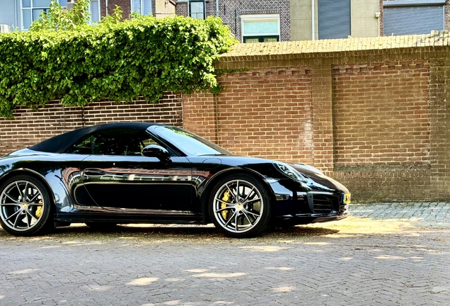 Porsche 991 Carrera 4S Cabriolet MkII