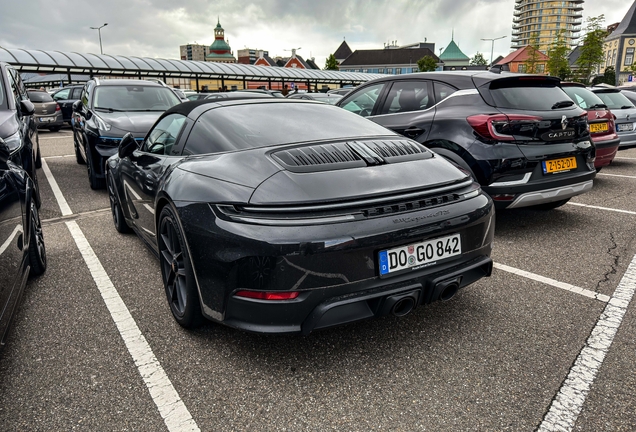 Porsche 992 Carrera 4 GTS Cabriolet MkII