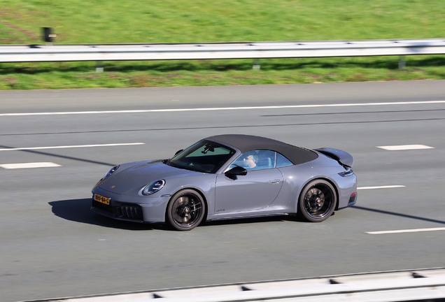 Porsche 992 Carrera 4 GTS Cabriolet MkII