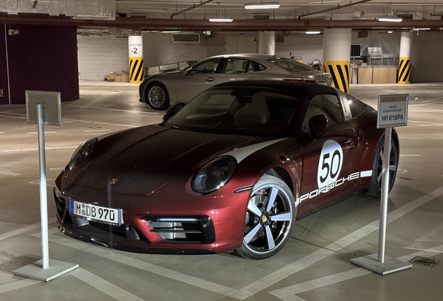 Porsche 992 Targa 4S MkI Heritage Design Edition