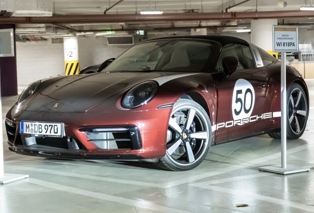 Porsche 992 Targa 4S MkI Heritage Design Edition