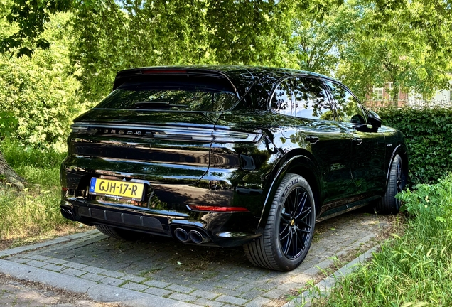 Porsche 9YA Cayenne Turbo E-Hybrid