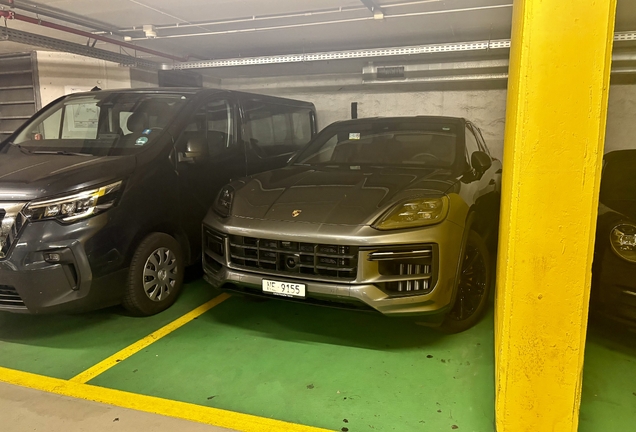 Porsche Cayenne Coupé Turbo E-Hybrid