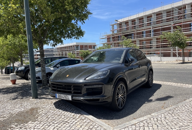 Porsche Cayenne Turbo S E-Hybrid