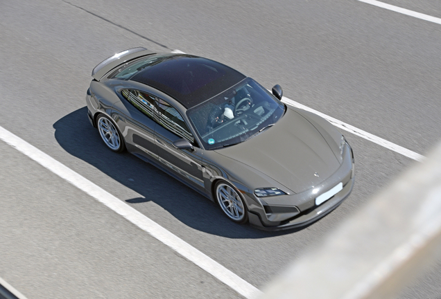 Porsche Taycan Turbo GT