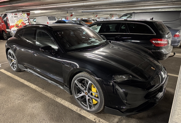 Porsche Taycan Turbo S Cross Turismo MkI